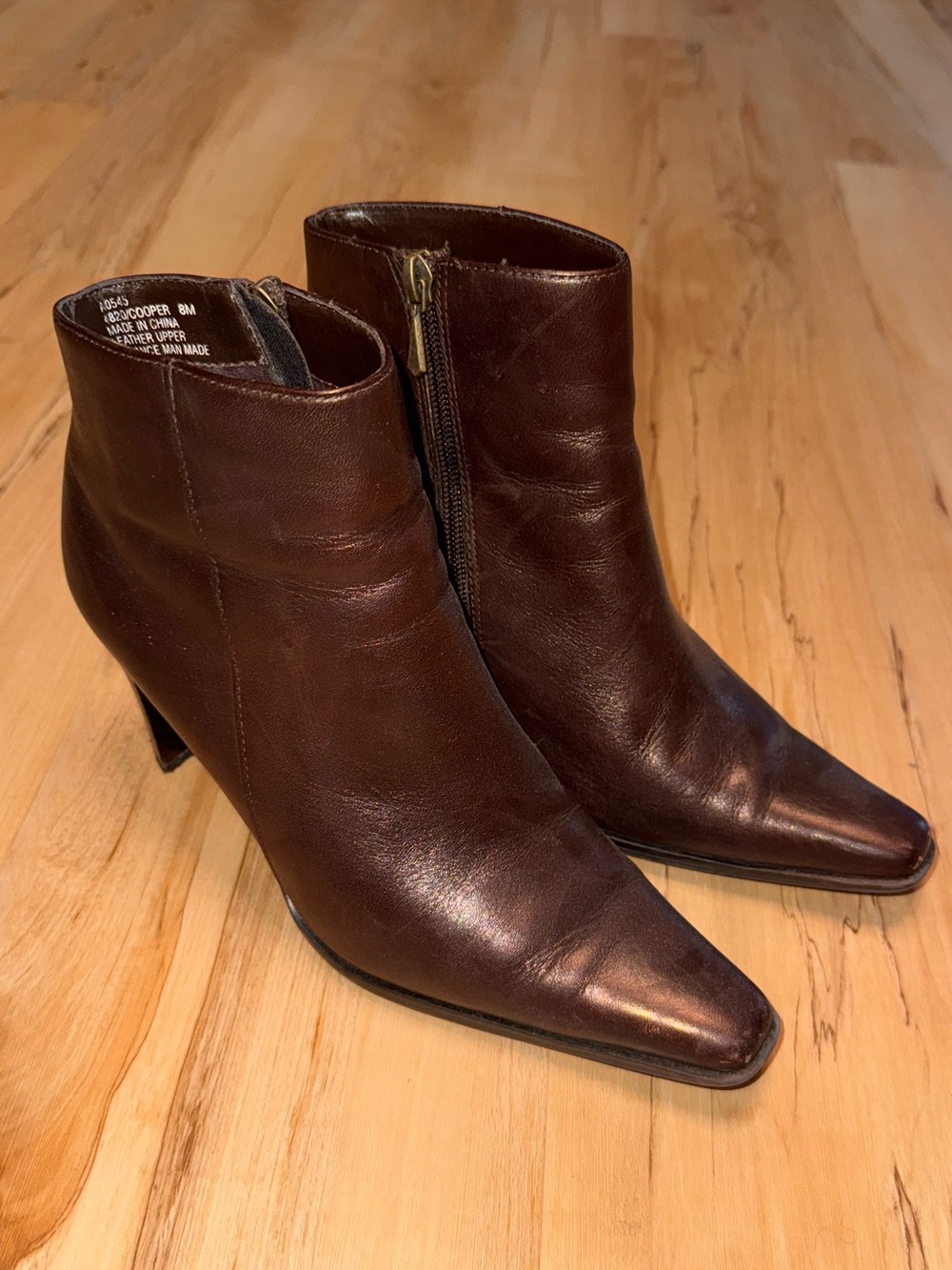 Leather chocolate brown boots - Picture 2 of 5